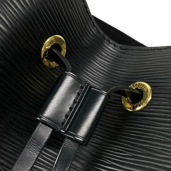 LOUIS VUITTON Noir Love Lock SR0169 Handbag Epi leather - Picture 6 of 15